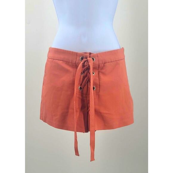 Express Corset style lace up Y2K vibes women's shorts rose pink Mid rise Size 8 - Picture 1 of 9